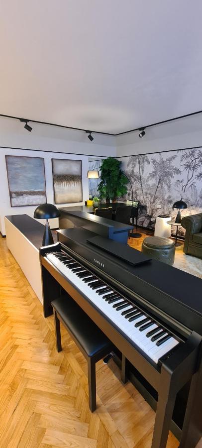 Exclusive Top Floor 2-Bedroom Flat 밀라노 외부 사진